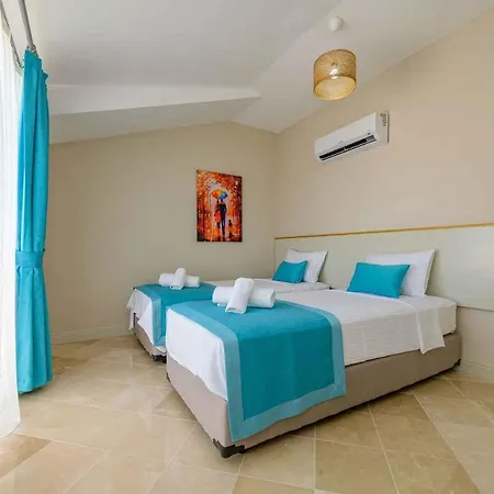 Luxury 4 Bedroom With Private Pool, 1003 Φετιγιέ