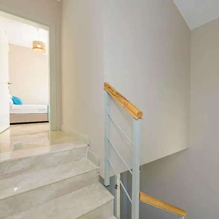 Luxury 4 Bedroom With Private Pool, 1003 Βίλα *