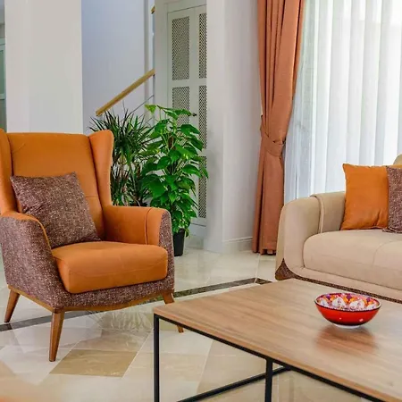Luxury 4 Bedroom With Private Pool, 1003 * Fethiye