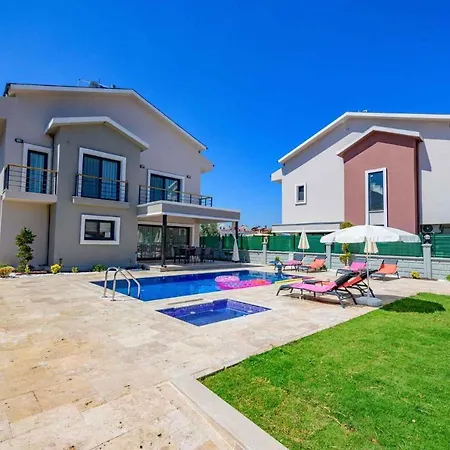 Luxury 4 Bedroom With Private Pool, 1003 Villa *